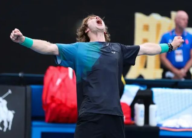 油声几乎覆 油声几乎覆